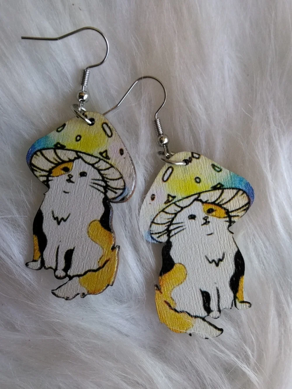 Calico Cat with Rainbow Mushroom Earrings - Pets Cat Accessory